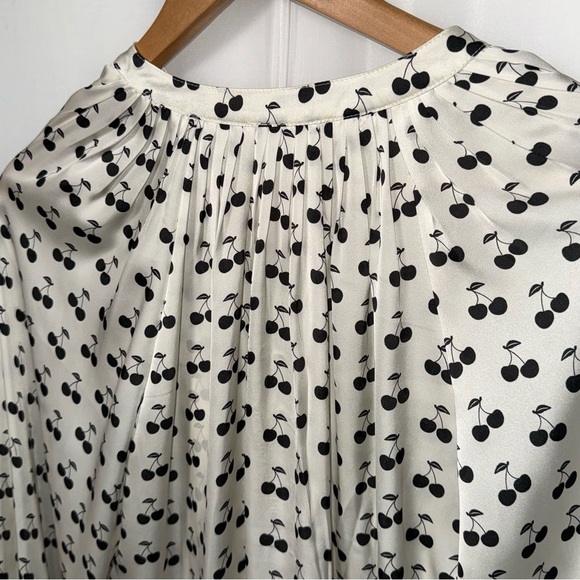 ON 34th women's long-sleeve blouse fblack cherry print on white MEDIUM NWOT - Picture 9 of 11